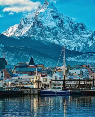 USHUAIA - TIERRA DEL FUEGO 